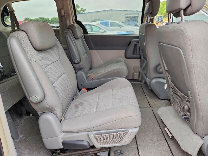 54183316 :رقم المزاد ، 2A4RR5D14AR493227 vin ، 2010 Chrysler Town & Country مزاد بيع