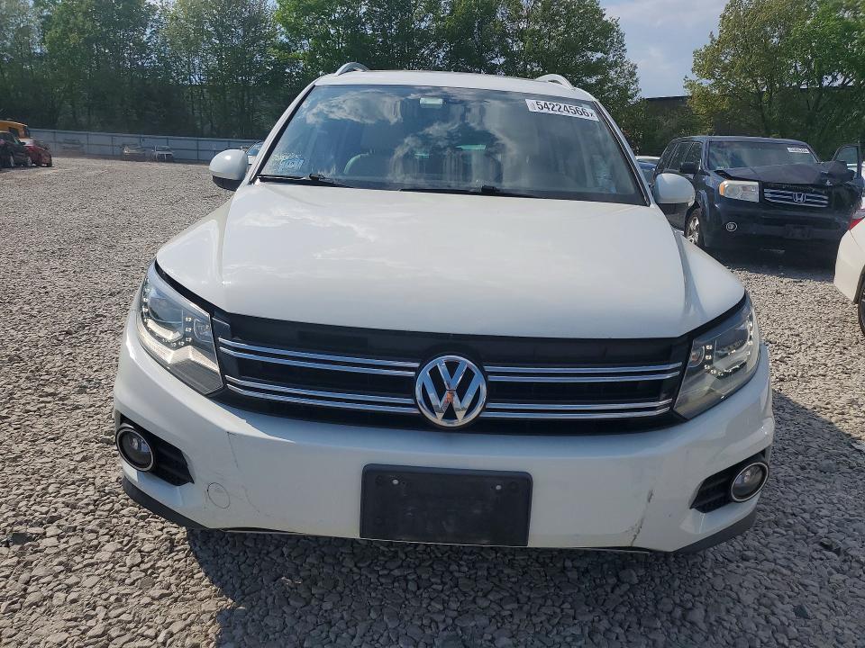 54224566 :رقم المزاد ، WVGBV7AX9FW603402 vin ، 2015 Volkswagen Tiguan مزاد بيع