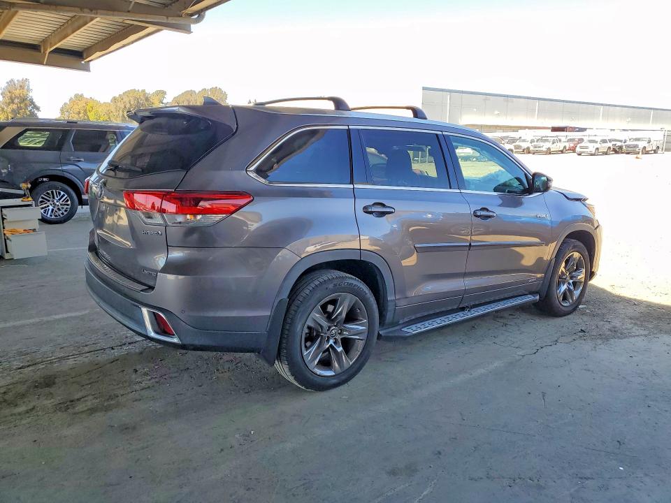 Продажа на аукционе авто 2017 Toyota Highlander Hybrid, vin: 5TDDGRFH3HS036532, номер лота: 54140366