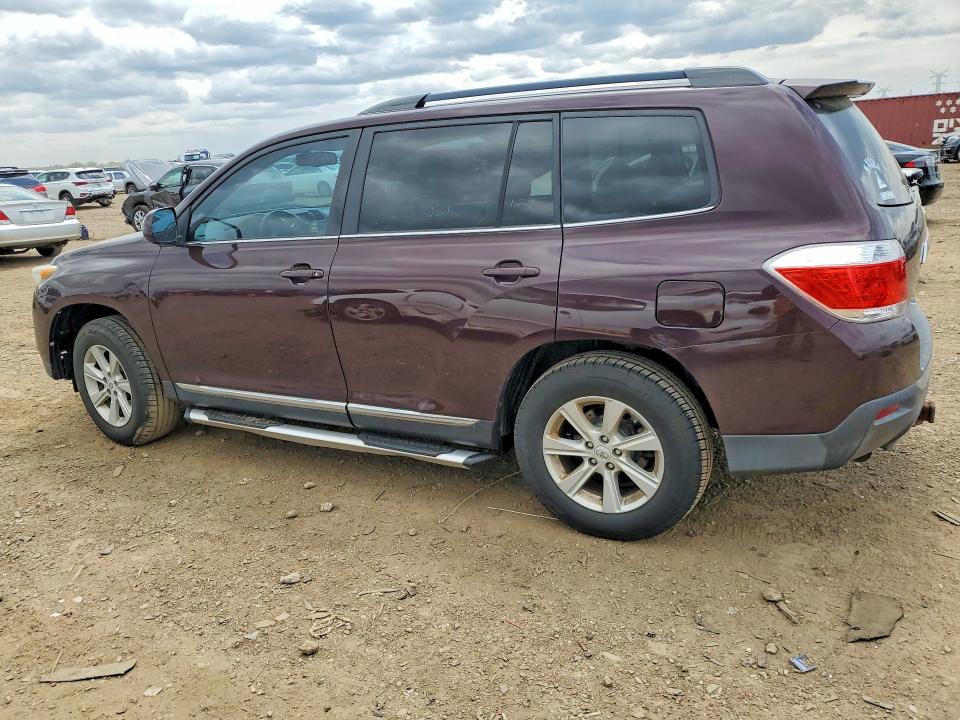2011 Toyota Highlander მანქანა იყიდება აუქციონზე, vin: 5TDZK3EH5BS040995, აუქციონის ნომერი: 52881046
