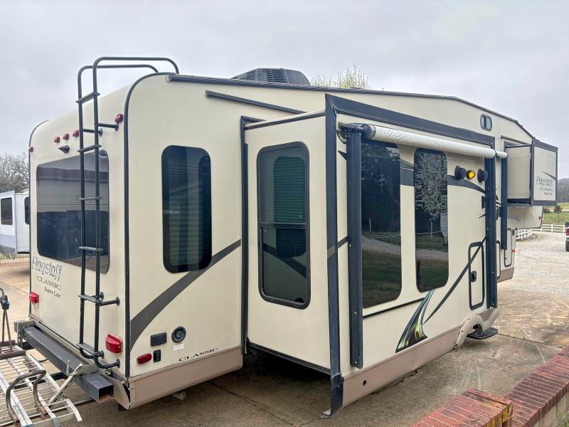 Продажа на аукционе авто 2016 Forest River Flagstaff Lite Weight Trailers, vin: 4X4FFLD29G1868986, номер лота: 54512206