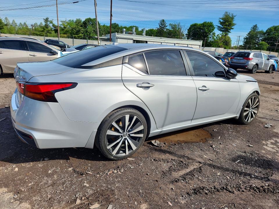 2021 Nissan Altima მანქანა იყიდება აუქციონზე, vin: 1N4BL4CV3MN335959, აუქციონის ნომერი: 54606236
