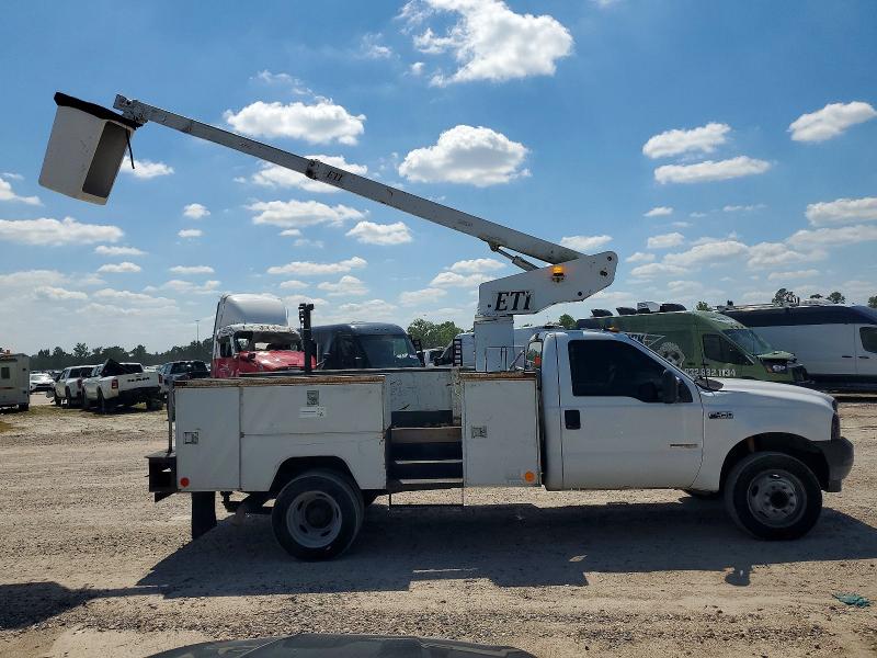 53619186 :رقم المزاد ، 1FDXF46P93ED28366 vin ، 2003 Ford F450 مزاد بيع