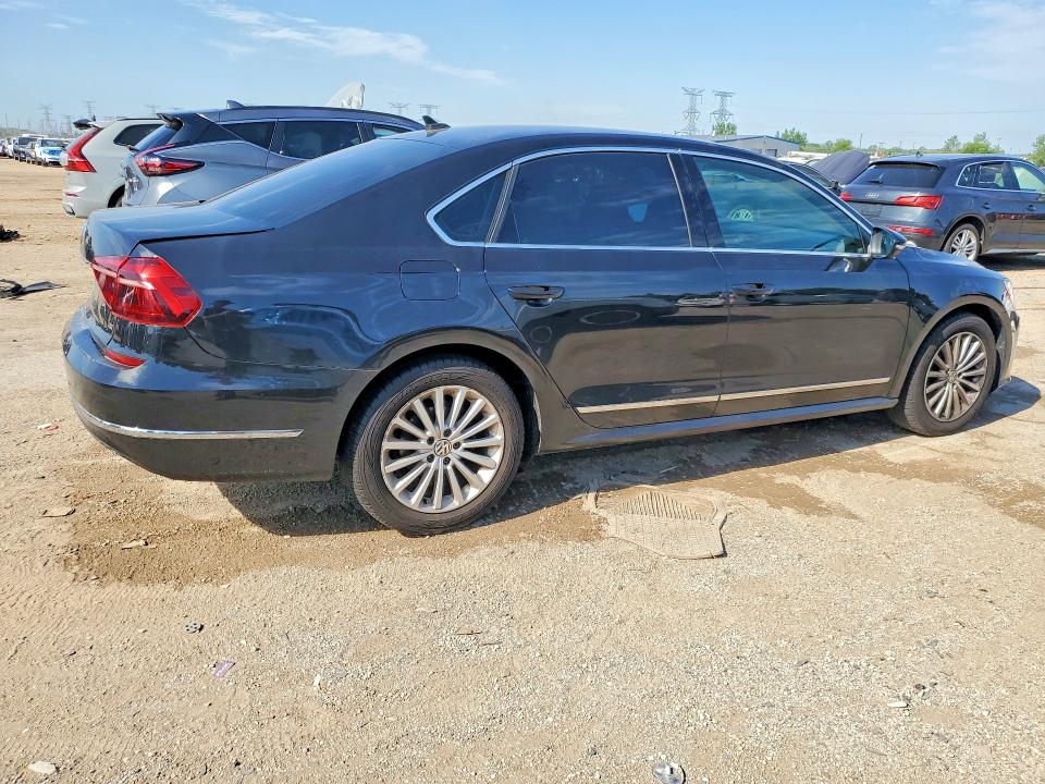 54975256 :رقم المزاد ، 1VWBT7A3XHC018434 vin ، 2017 Volkswagen Passat مزاد بيع