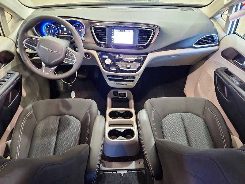 Продажа на аукционе авто 2024 Chrysler Voyager, vin: 2C4RC1CG8RR108284, номер лота: 52599316