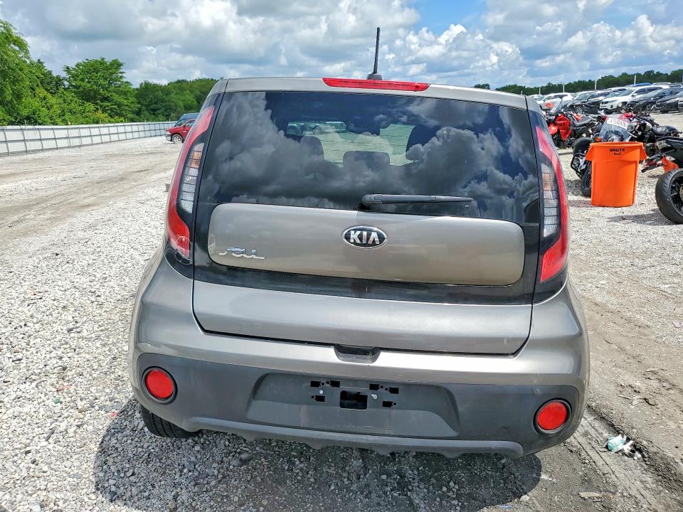 55100436 :رقم المزاد ، KNDJN2A26H7451275 vin ، 2017 Kia Soul مزاد بيع