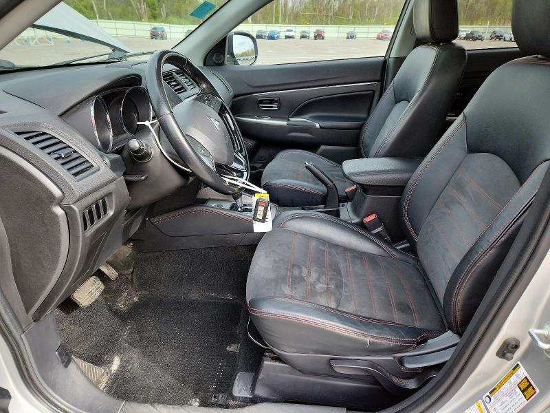 52823336 :رقم المزاد ، JA4AR3AW8JZ005436 vin ، 2018 Mitsubishi Outlander Sport مزاد بيع