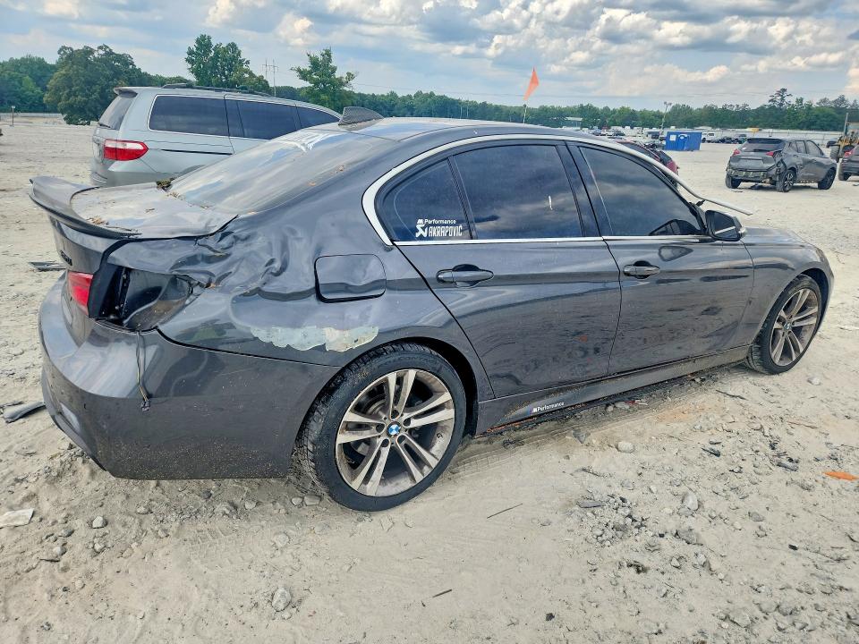53601246 :رقم المزاد ، WBA8B9G34HNU55477 vin ، 2017 Bmw 330 مزاد بيع