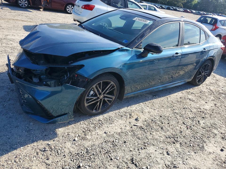 52400506 :رقم المزاد ، 4T1DBADKXSU018557 vin ، 2025 Toyota Camry مزاد بيع