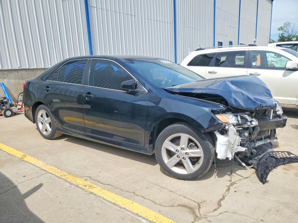 2014 Toyota Camry მანქანა იყიდება აუქციონზე, vin: 4T1BF1FK7EU777664, აუქციონის ნომერი: 53606276