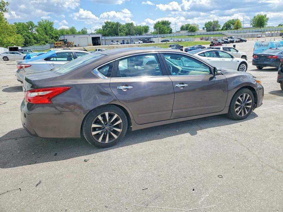 2016 Nissan Altima მანქანა იყიდება აუქციონზე, vin: 1N4AL3AP7GC198812, აუქციონის ნომერი: 52025486