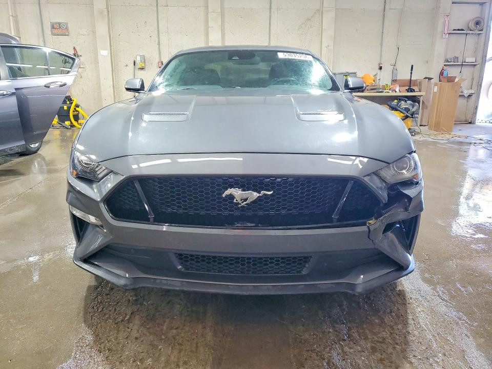 53035236 :رقم المزاد ، 1FA6P8CF1M5151514 vin ، 2021 Ford Mustang مزاد بيع
