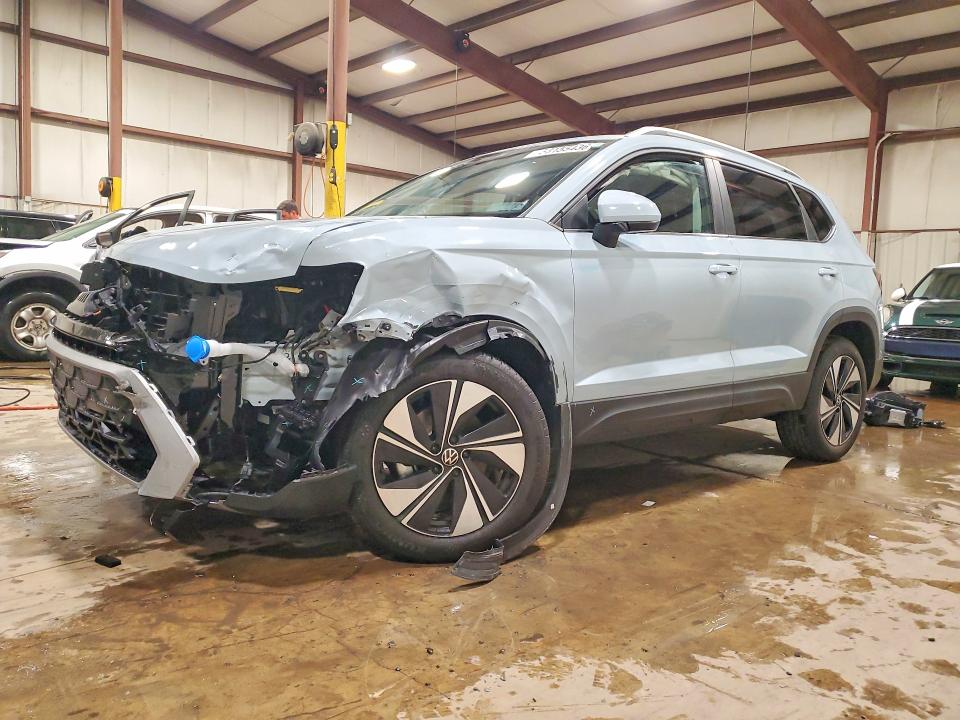 53155436 :رقم المزاد ، 3VVVC7B27TM016378 vin ، 2026 Volkswagen Taos مزاد بيع