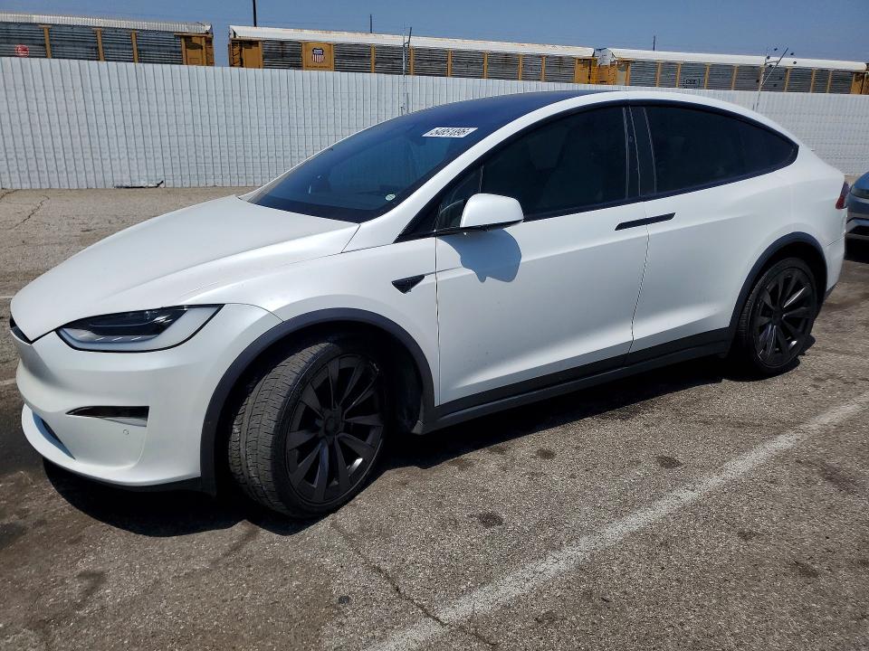 Продажа на аукционе авто 2022 Tesla Model X, vin: 7SAXCBE52NF329946, номер лота: 54851896