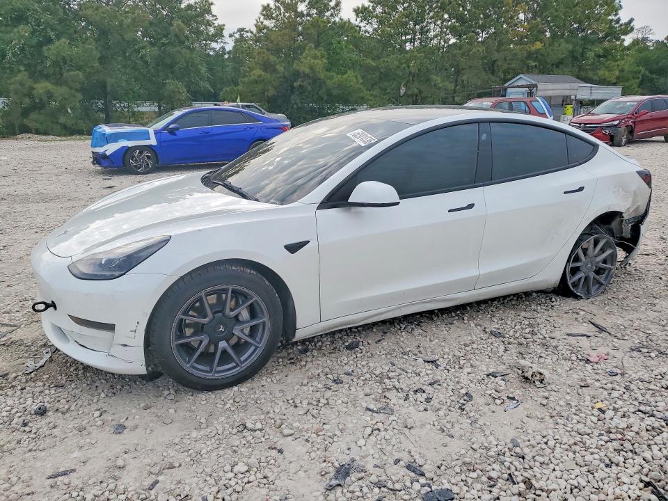 52924536 :رقم المزاد ، 5YJ3E1EA3MF091603 vin ، 2021 Tesla Model 3 مزاد بيع