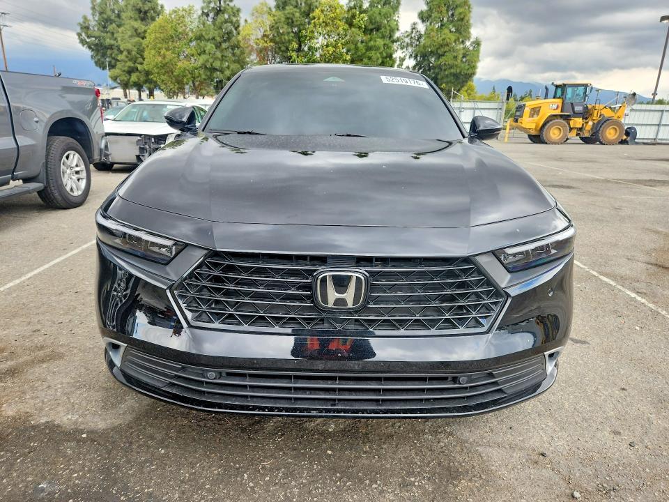Продаж на аукціоні авто 2025 Honda Accord, vin: 1HGCY2F8XSA034251, номер лоту: 52519176
