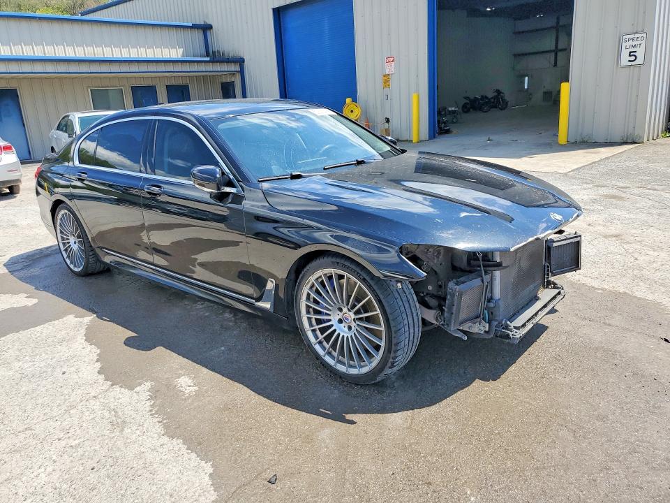 52141416 :رقم المزاد ، WBA7F2C5XJG856346 vin ، 2018 Bmw Alpina B7 مزاد بيع