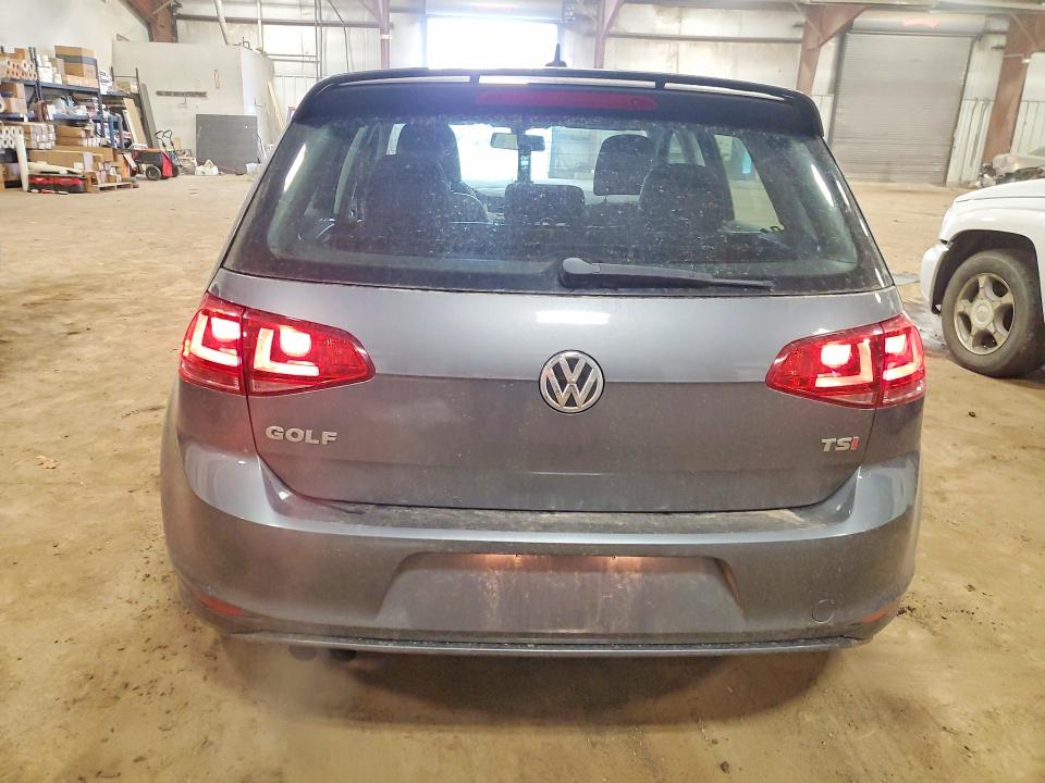 52262396 :رقم المزاد ، 3VW217AU9FM007998 vin ، 2015 Volkswagen Golf مزاد بيع