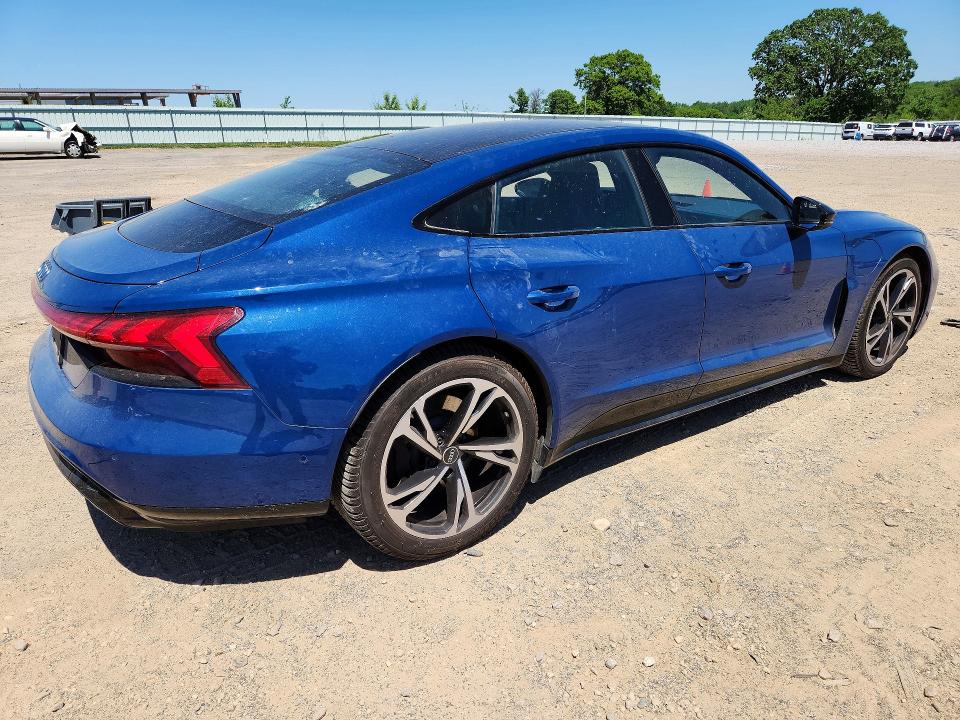 2022 Audi E-tron Gt მანქანა იყიდება აუქციონზე, vin: WAUEJBFW5N7003658, აუქციონის ნომერი: 53896276