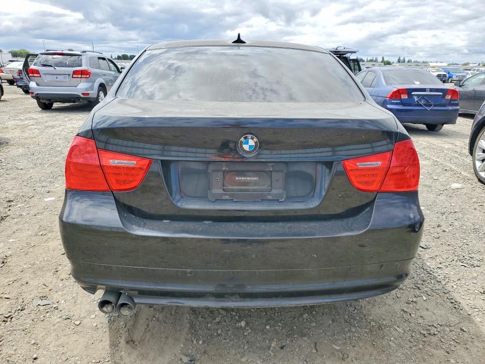 54896626 :رقم المزاد ، WBAPH5C53BA444284 vin ، 2011 Bmw 328 مزاد بيع