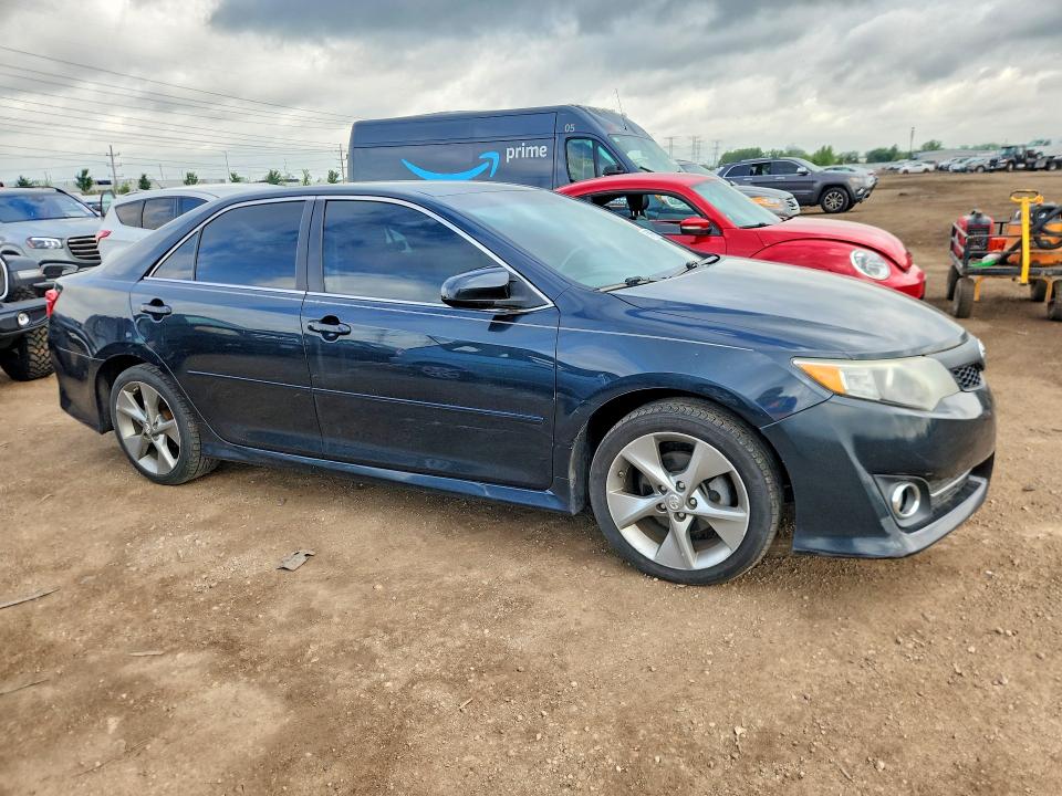 53962266 :رقم المزاد ، 4T1BK1FK2EU540284 vin ، 2014 Toyota Camry مزاد بيع