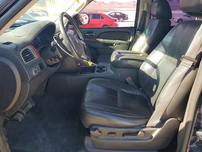 52741636 :رقم المزاد ، 1GNSCJE02DR218173 vin ، 2013 Chevrolet Suburban مزاد بيع