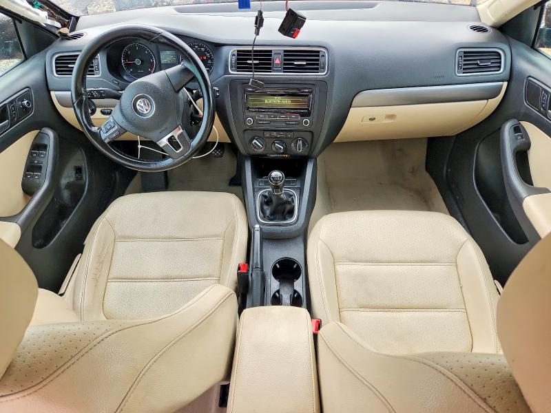 2014 Volkswagen Jetta მანქანა იყიდება აუქციონზე, vin: 3VW3L7AJ9EM416196, აუქციონის ნომერი: 52579936