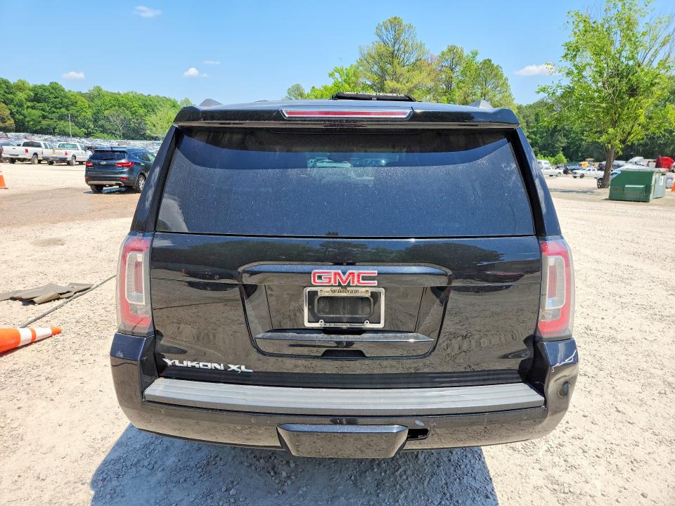 52682006 :رقم المزاد ، 1GKS2GKC6JR283248 vin ، 2018 Gmc Yukon Xl مزاد بيع