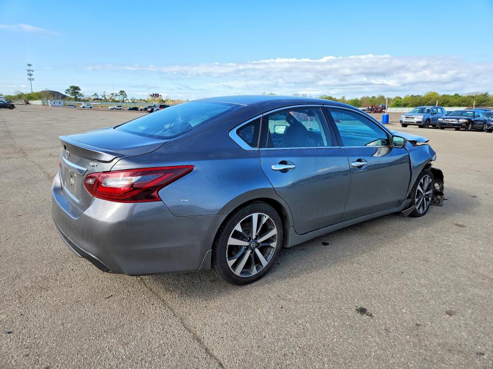 Продажа на аукционе авто 2017 Nissan Altima, vin: 1N4AL3AP7HC495791, номер лота: 53270766