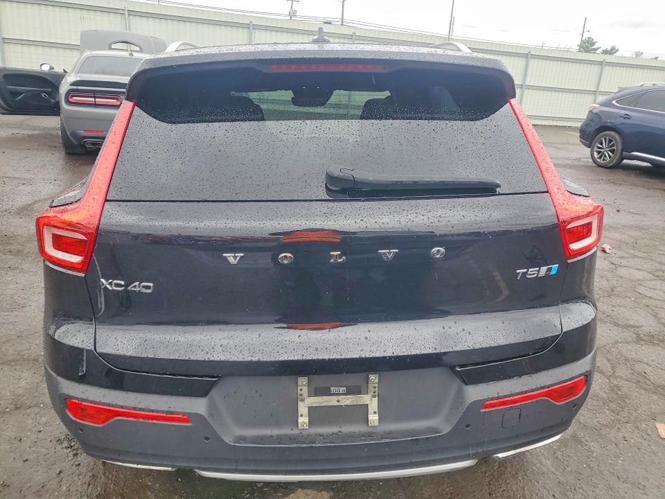 Продаж на аукціоні авто 2019 Volvo Xc40, vin: YV4162UL9K2101805, номер лоту: 54412986