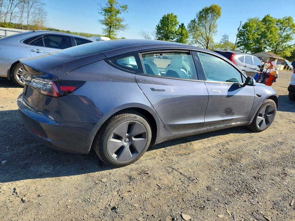 Продажа на аукционе авто 2023 Tesla Model 3, vin: 5YJ3E1EA5PF383158, номер лота: 51996156
