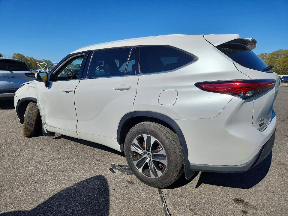51487856 :رقم المزاد ، 5TDHBRCH4NS543312 vin ، 2022 Toyota Highlander Hybrid مزاد بيع