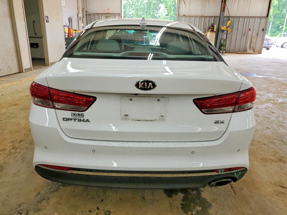Продажа на аукционе авто 2018 Kia Optima, vin: 5XXGU4L3XJG200044, номер лота: 52843206