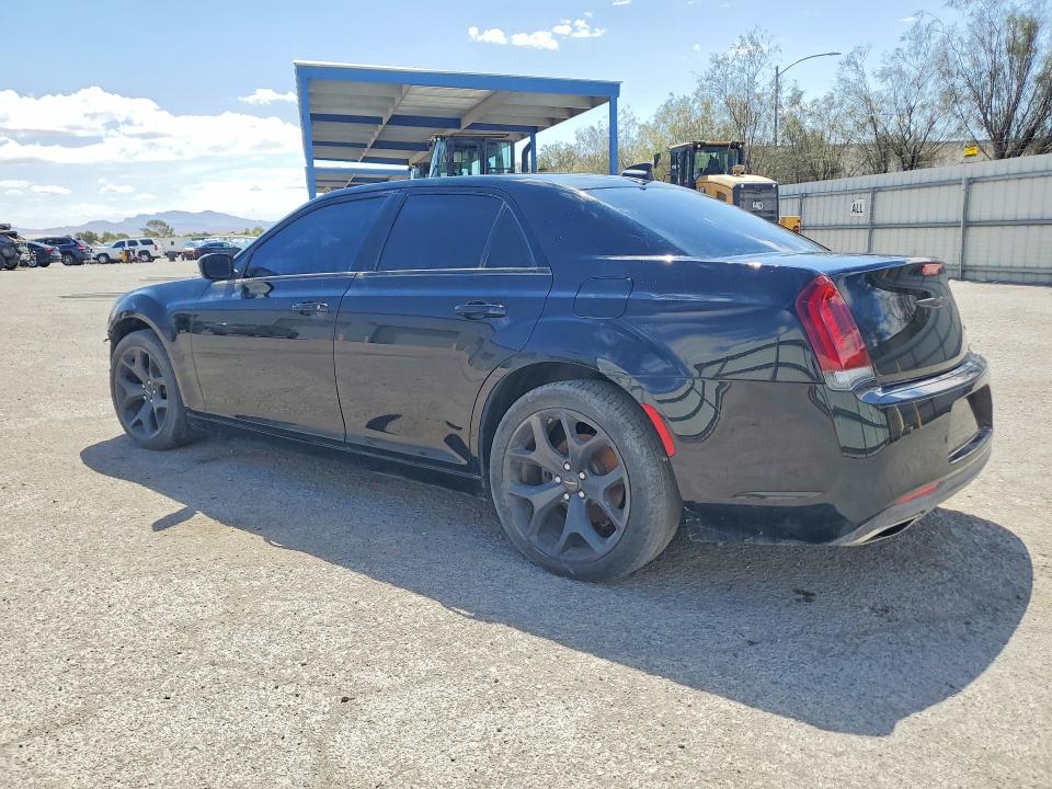 2021 Chrysler 300 მანქანა იყიდება აუქციონზე, vin: 2C3CCABG4MH532975, აუქციონის ნომერი: 55315036