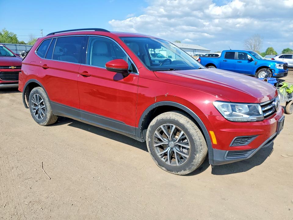 Продажа на аукционе авто 2019 Volkswagen Tiguan, vin: 3VV3B7AX6KM034229, номер лота: 52313486