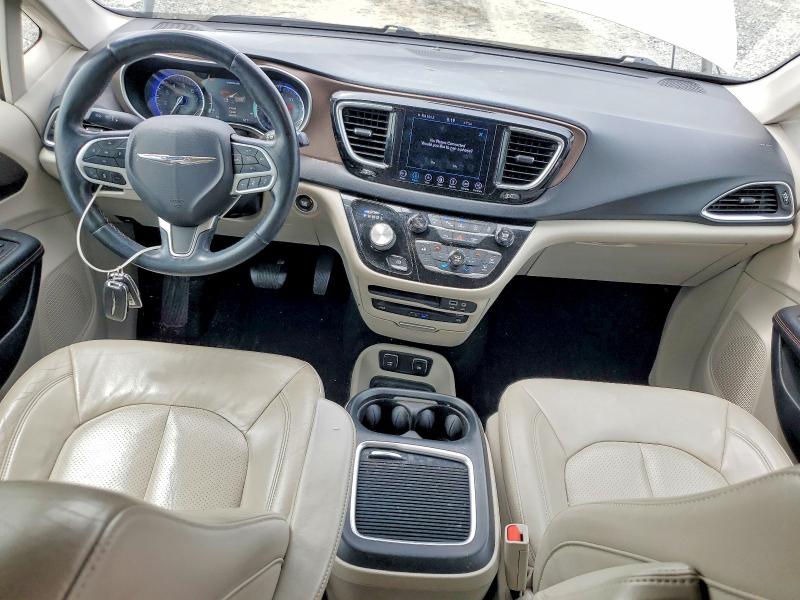 2018 Chrysler Pacifica მანქანა იყიდება აუქციონზე, vin: 2C4RC1EG5JR132379, აუქციონის ნომერი: 52161846