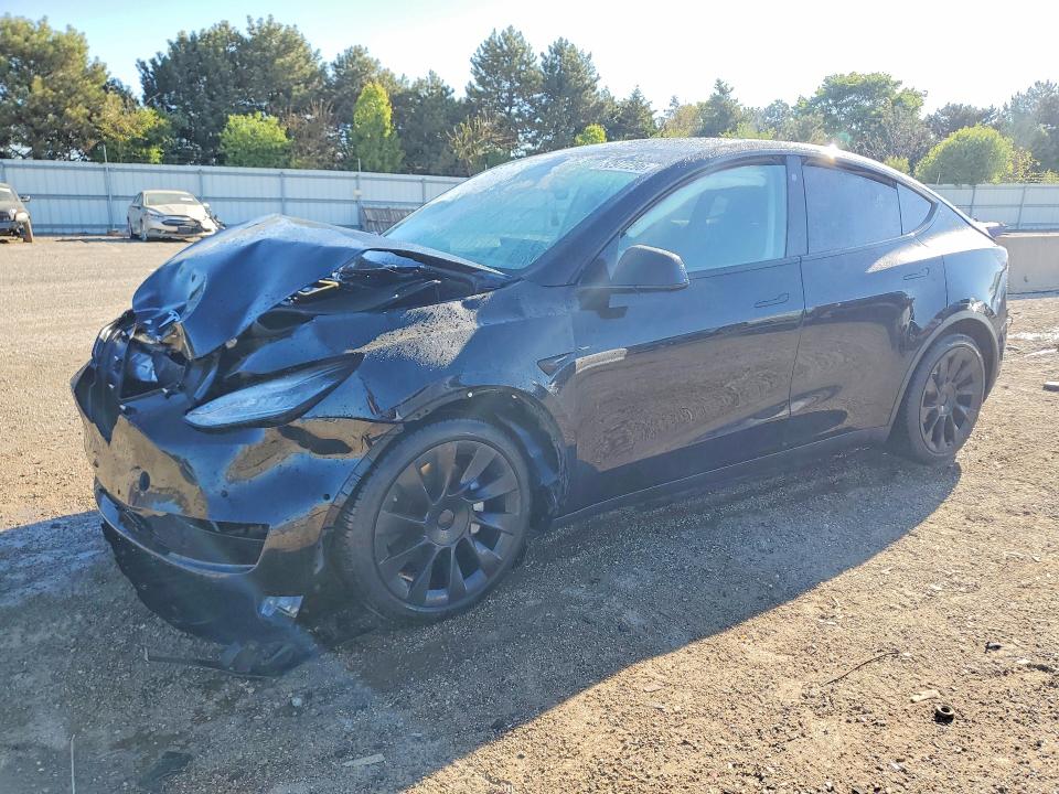 52972296 :رقم المزاد ، 5YJYGDEE6MF107961 vin ، 2021 Tesla Model Y مزاد بيع