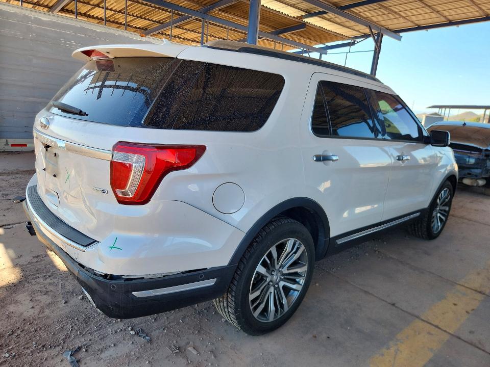 53014096 :رقم المزاد ، 1FM5K8HT0JGB56976 vin ، 2018 Ford Explorer مزاد بيع