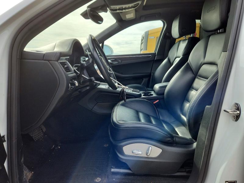 54478636 :رقم المزاد ، WP1AG2A52HLB53395 vin ، 2017 Porsche Macan مزاد بيع