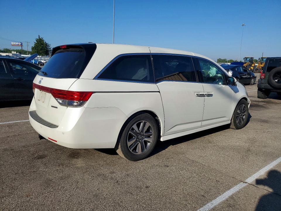 53786826 :رقم المزاد ، 5FNRL5H96FB118515 vin ، 2015 Honda Odyssey مزاد بيع