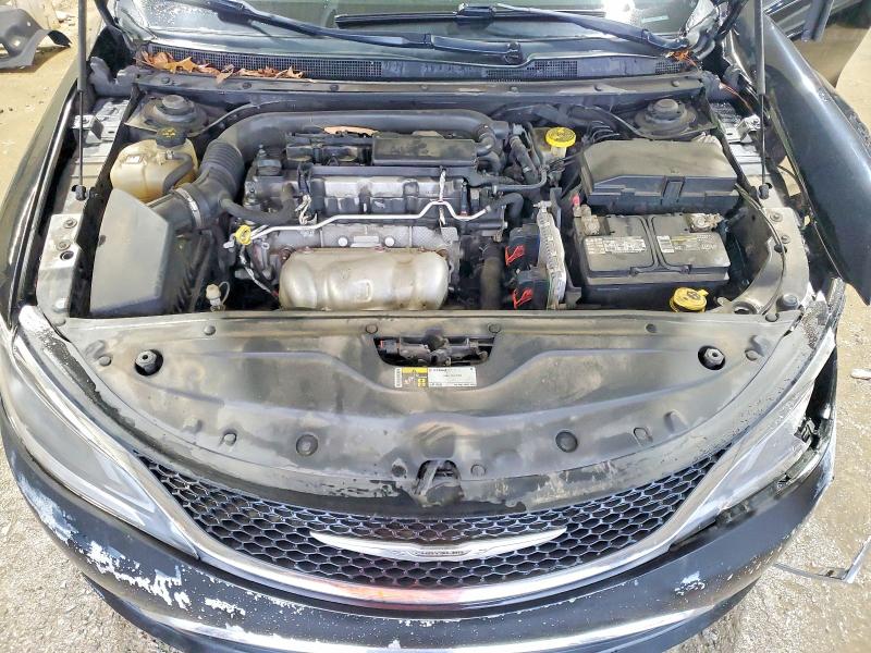 52542976 :رقم المزاد ، 1C3CCCAB2FN547194 vin ، 2015 Chrysler 200 مزاد بيع