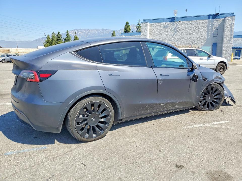 Продажа на аукционе авто 2021 Tesla Model Y, vin: 5YJYGDEE9MF077273, номер лота: 54352696