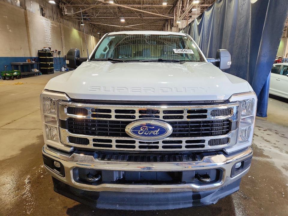 54874786 :رقم المزاد ، 1FT8W3BT4SED73428 vin ، 2025 Ford F350 مزاد بيع