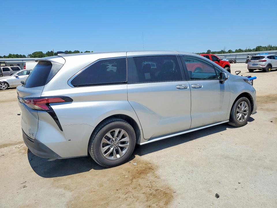 54200416 :رقم المزاد ، 5TDKRKEC3NS115998 vin ، 2022 Toyota Sienna مزاد بيع