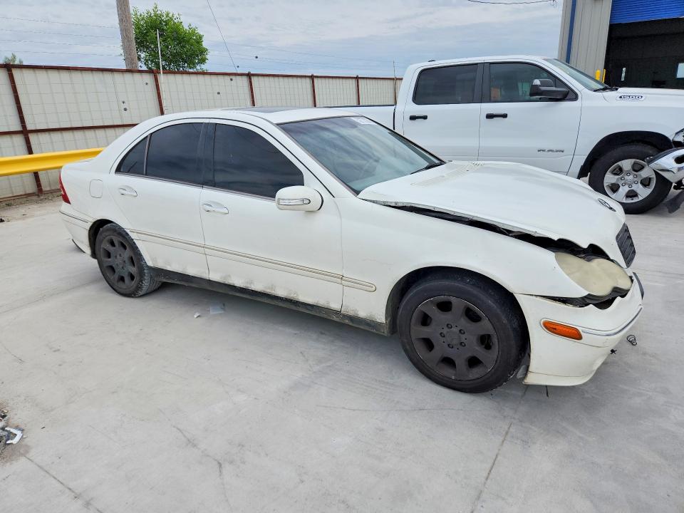 52773256 :رقم المزاد ، WDBRF61J05A728756 vin ، 2005 Mercedes-benz C مزاد بيع