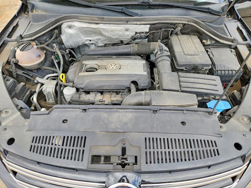 51496716 :رقم المزاد ، WVGSV7AX0HK010554 vin ، 2017 Volkswagen Tiguan مزاد بيع