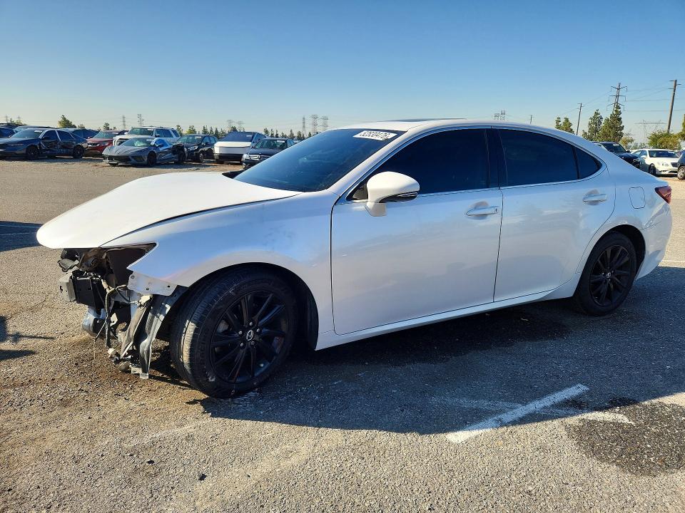 52830476 :رقم المزاد ، 58ABK1GG7HU056070 vin ، 2017 Lexus Es مزاد بيع
