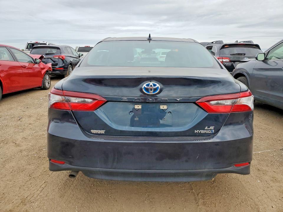 Auction sale of the 2021 Toyota Camry Hybrid, vin: 4T1C31AK5MU557586, lot number: 54795256