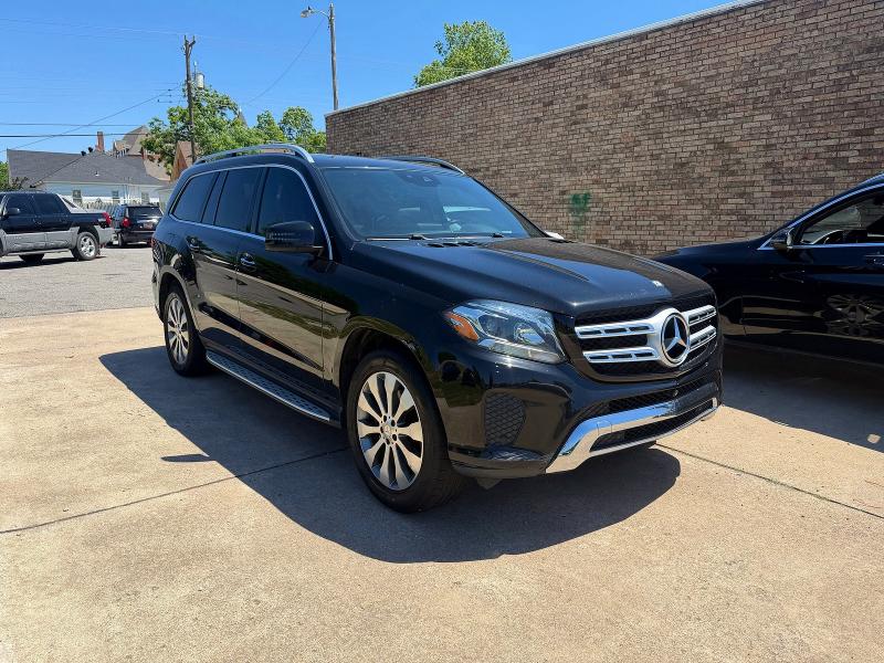 53578736 :رقم المزاد ، 4JGDF6EE9HA837080 vin ، 2017 Mercedes-benz Gls مزاد بيع