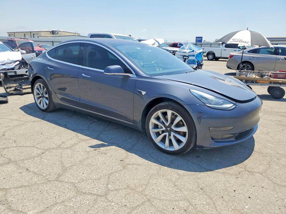 2018 Tesla Model 3 მანქანა იყიდება აუქციონზე, vin: 5YJ3E1EA8JF042375, აუქციონის ნომერი: 52330726
